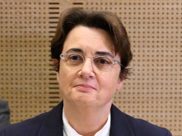 FILE - Laurence des Cars, director of Le Louvre museum, poses before a hearing at the Culture commission of the Senate, three days after historic jewels were stolen in a daring daylight heist, Oct. 22, 2025 in Paris. (AP Photo/Emma Da Silva, File)
