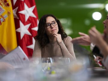 Ayuso cree que Yolanda D&iacute;az "acabar&aacute; en el PSOE" y le pide que "se d&eacute; prisa y lo termine de hundir"