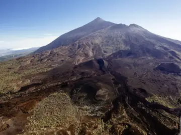 Tenerife encadena seis enjambres sísmicos en 20 días y el PEVOLCA vuelve a reunirse de urgencia Parque Nacional del Teide