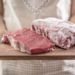 &iquest;Congelar la carne afecta su sabor? Expertos aclaran el mito