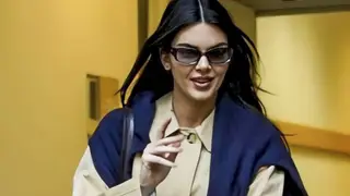 Kendall Jenner inaugura marzo en Milán. Kendall Jenner inaugura marzo en Milán.
