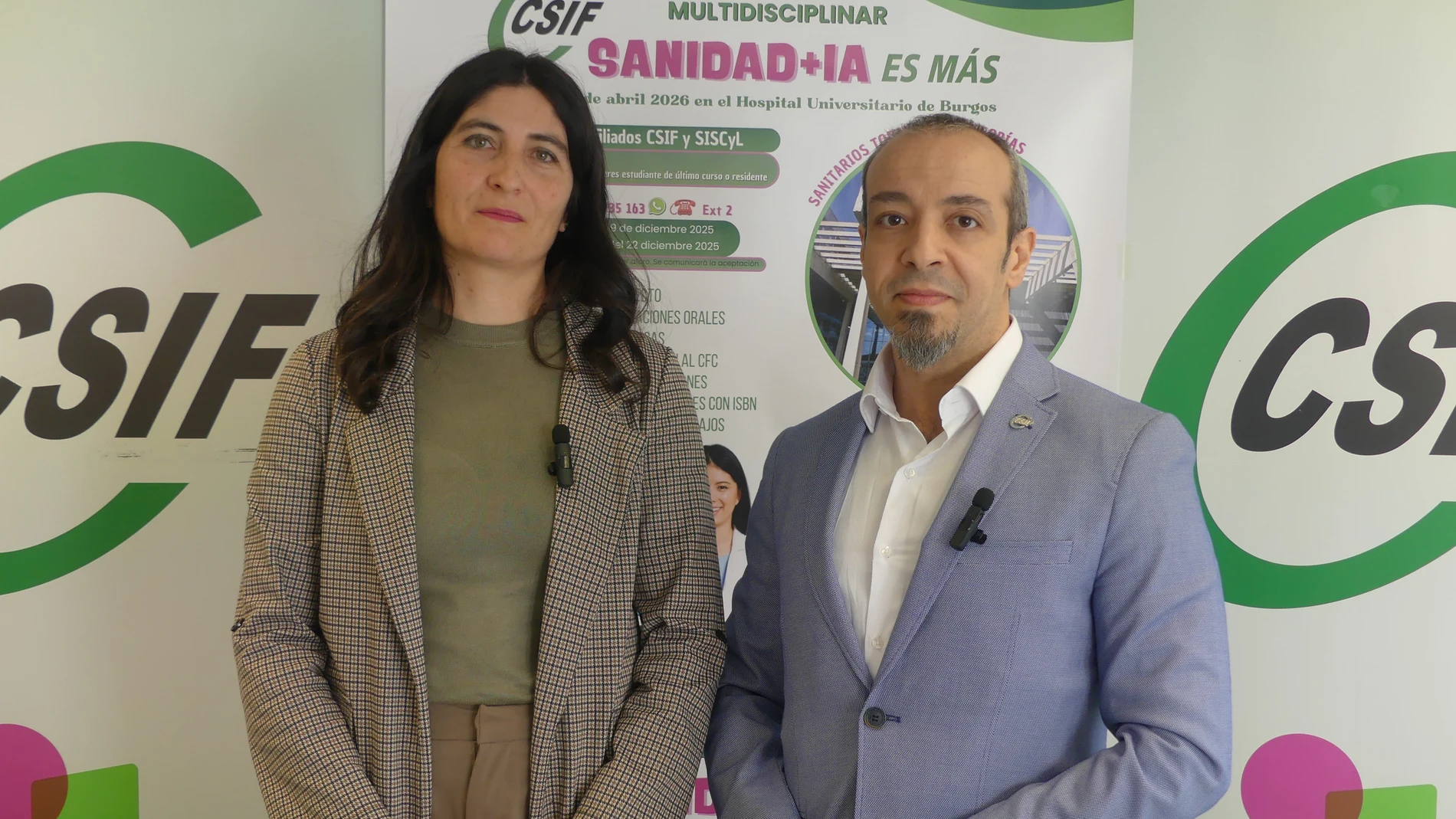 Carmen García y Enrique Vega durante la presentación