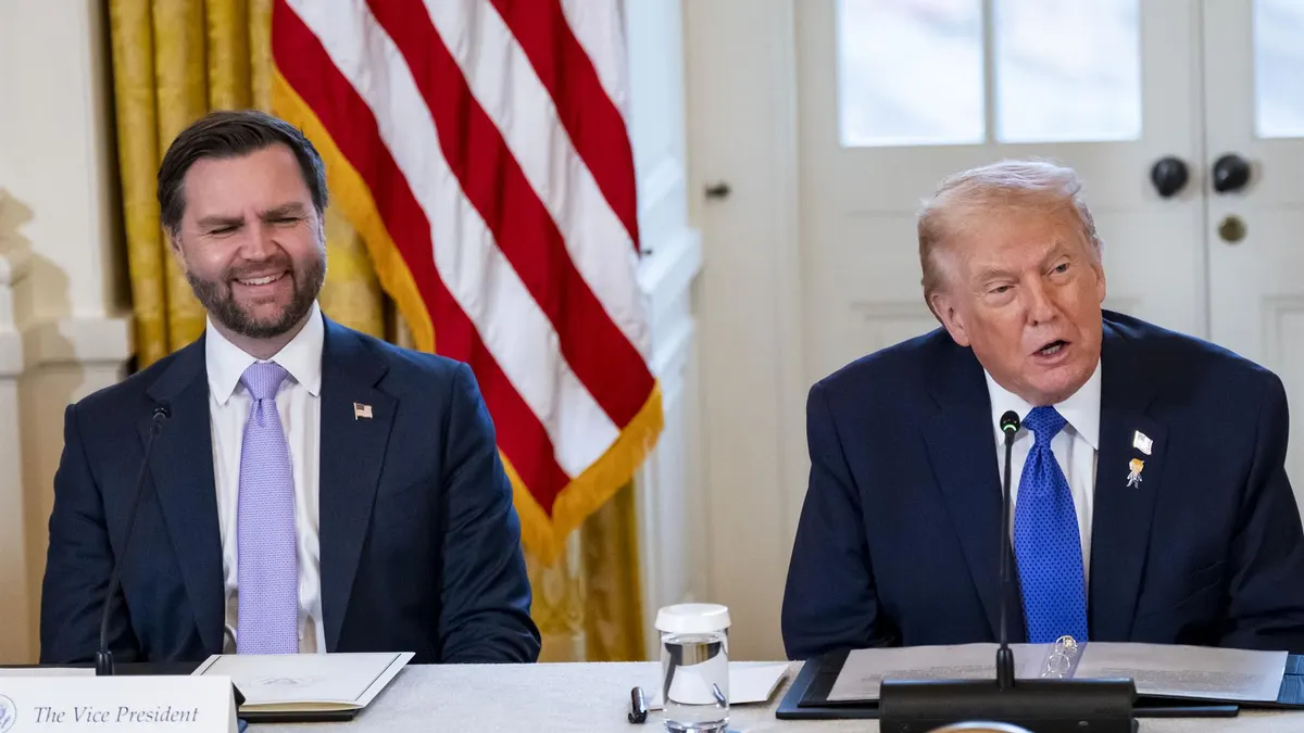 Irán.- Vance subraya que Trump prefiere la diplomacia con Irán y pide una "buena solución sin recurrir a la vía militar"