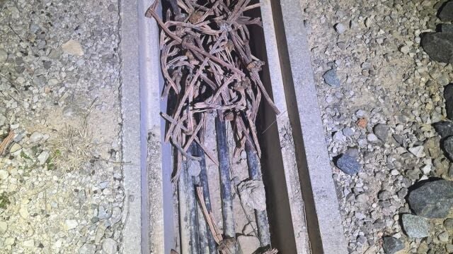 Valencia.- Sucesos.- Dos detenidos en Algemes&iacute; por robar cien kilos de cobre en las v&iacute;as del AVE