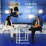 Durante la presentación del libro de Guillermina Mekuy