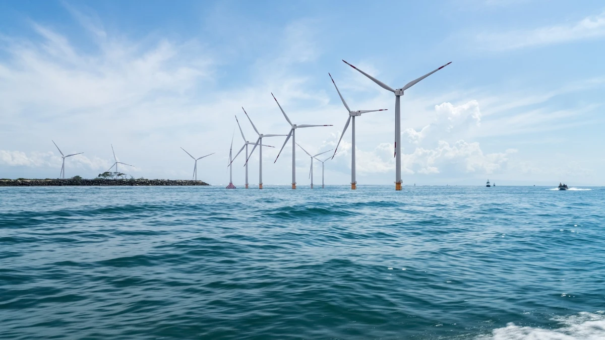 Una plataforma de energía eólica marina situada en la provincia de Cádiz
