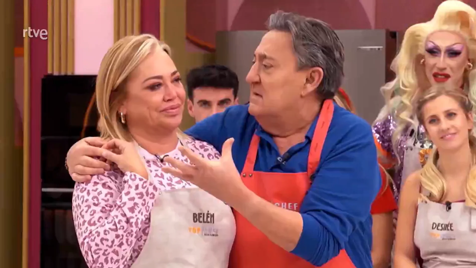 Belén Esteban no puede aguantar las lágrimas tras la expulsión de Mariano Peña en 'Top Chef: