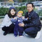 Namiko Takaba junto a su hijo Kohei Takaba y su marido Satoru Takaba