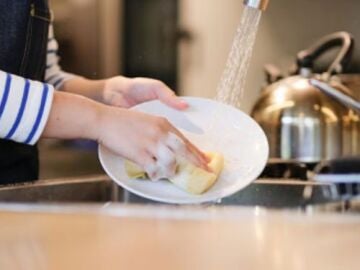 El lavavajillas inteligente que cabe en tu encimera y cuesta mucho menos de lo que imaginas