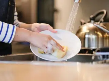 El lavavajillas inteligente que cabe en tu encimera y cuesta mucho menos de lo que imaginas El lavavajillas inteligente que cabe en tu encimera y cuesta mucho menos de lo que imaginas