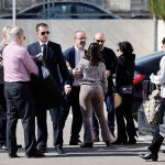 Familiares de Tejero en el tanatorio de X&agrave;tiva (Valencia) que acogi&oacute; la capilla ardiente del ex teniente coronel el pasado jueves