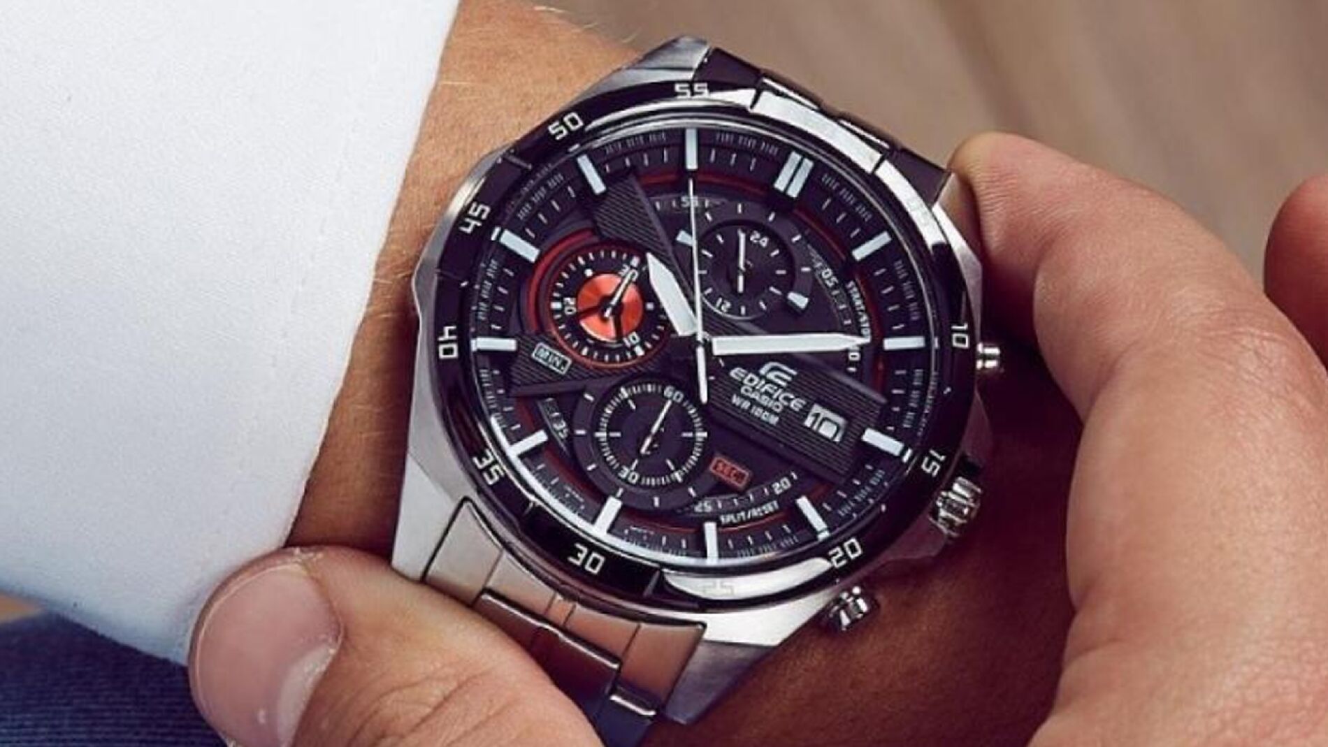 Casio EFR-556DB-1AVUEF