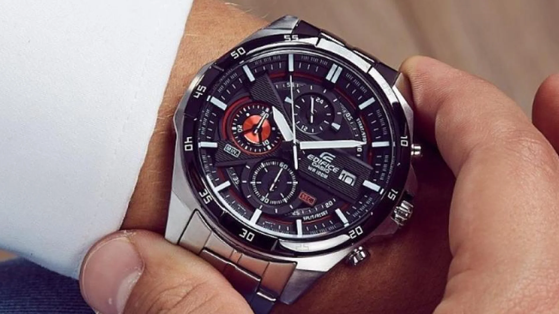 Casio EFR-556DB-1AVUEF