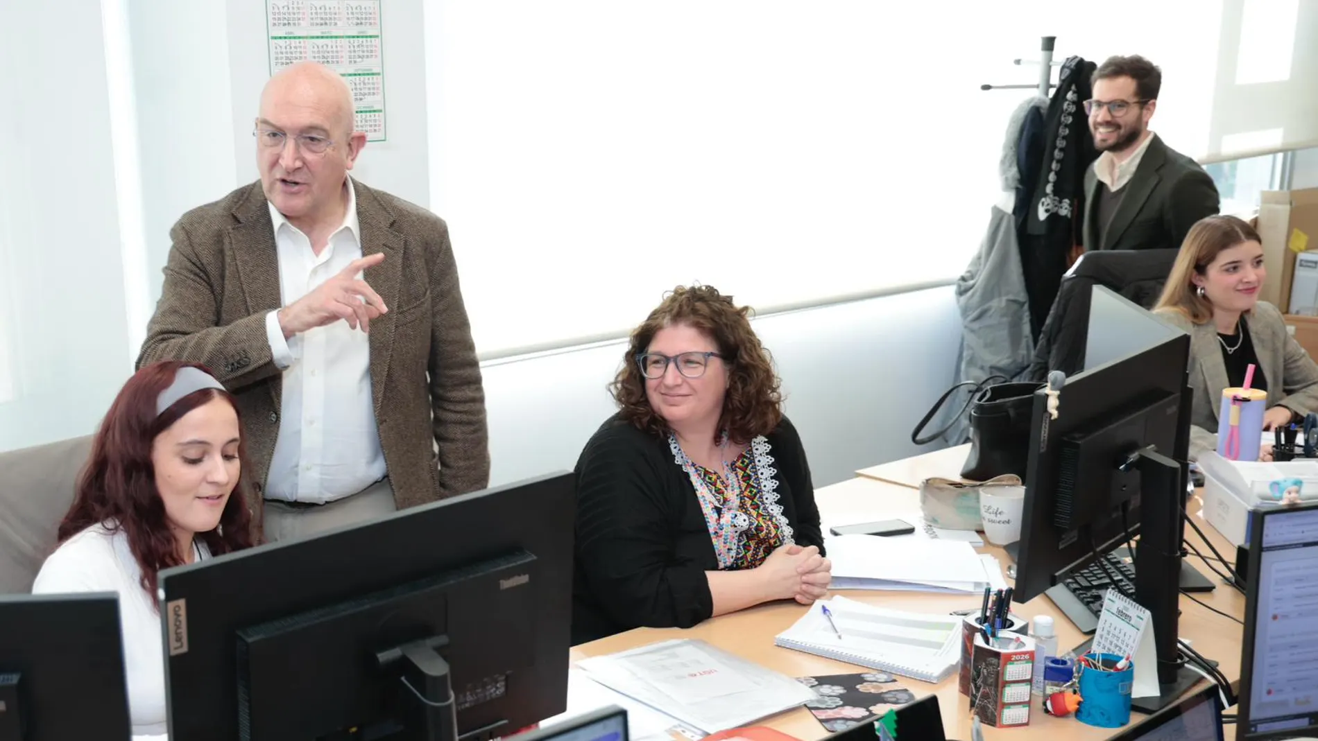 Carnero visita el Servicio de Ayuda a Domicilio en Valladolid