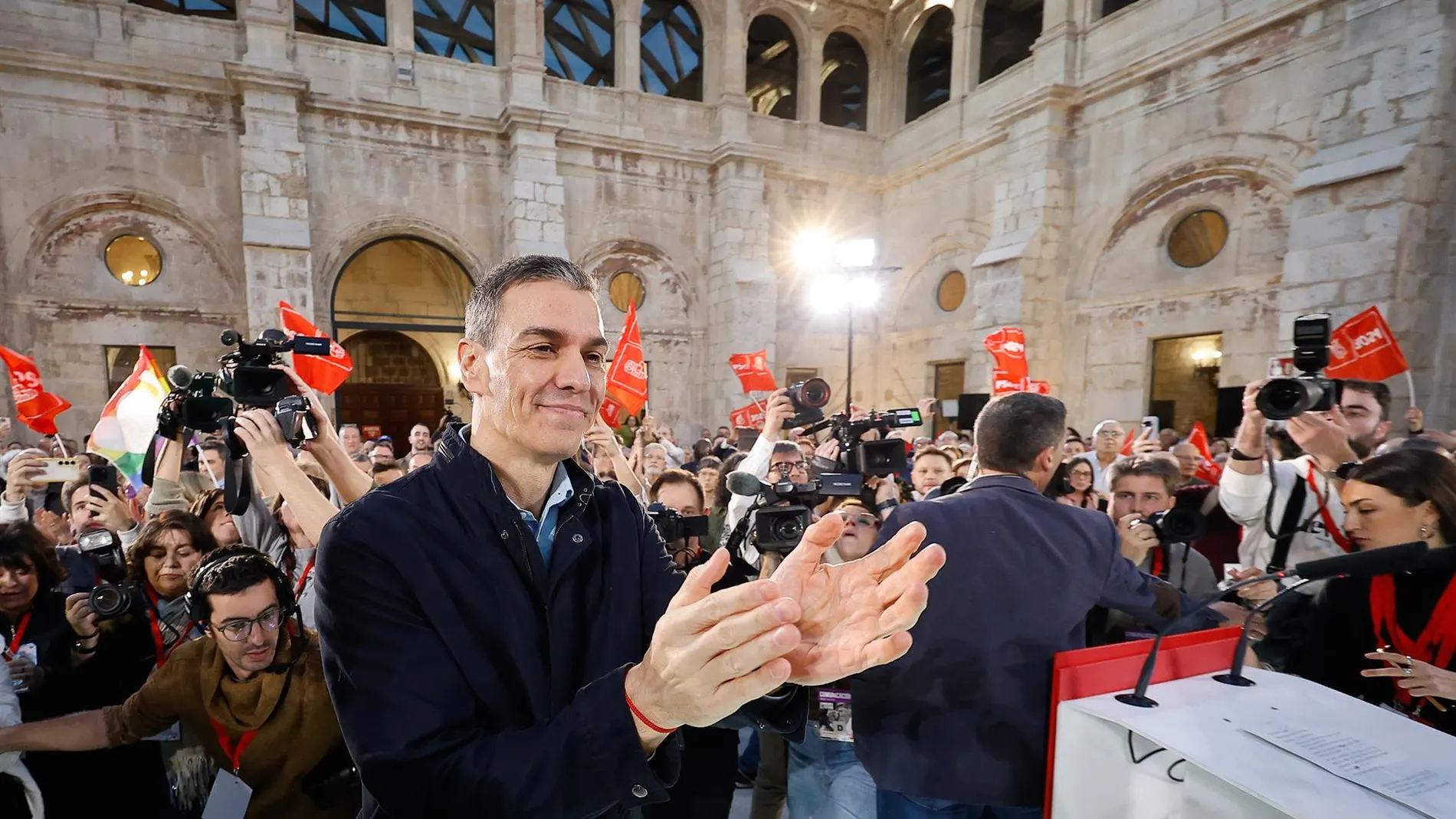 15M.- Sánchez celebra el aval del Consejo de Estado para blindar el aborto en la Constitución