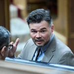 El portavoz de ERC en el Congreso, Gabriel Rufián, durante una sesión plenaria, en el Congreso de los Diputados