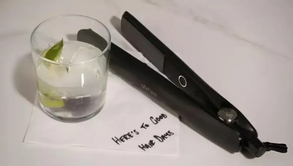 Tiene un diseño elegante, propio de un buen salón de belleza