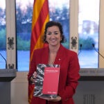 Alicia Romero presenta el Proyecto de ley de presupuestos de la Generalitat a Josep Rull