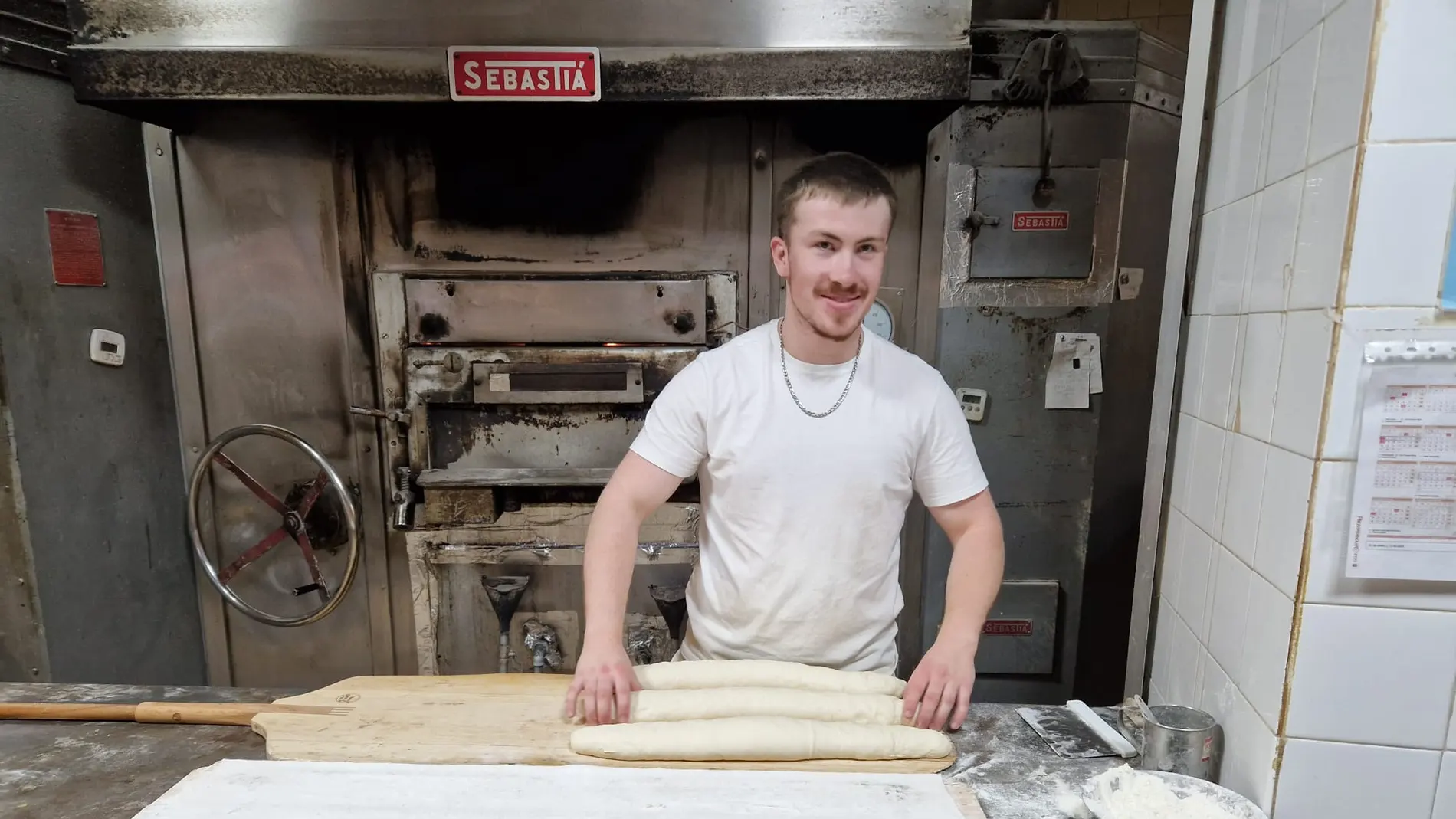 Los franceses que vienen a aprender de los pasteleros valencianos