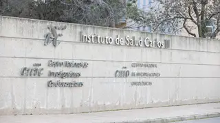 Renuncia el gerente del CNIO, señalado por un presunto caso de acoso MADRID, 27/02/2026.- El hasta ahora gerente del Centro Nacional de Investigaciones Oncológicas (CNIO), José Manuel Bernabé, ha renunciado a su cargo, después de conocerse un presunto caso de acoso denunciado por la ex secretaria general. El patronato del CNIO, reunido este viernes en sesión extraordinaria, ha quedado informado de la renuncia de Bernabé. No obstante, ayer ya el Ministerio de Ciencia, Innovación y Universidades anunció que pediría en este órgano la destitución del gerente. EFE/...