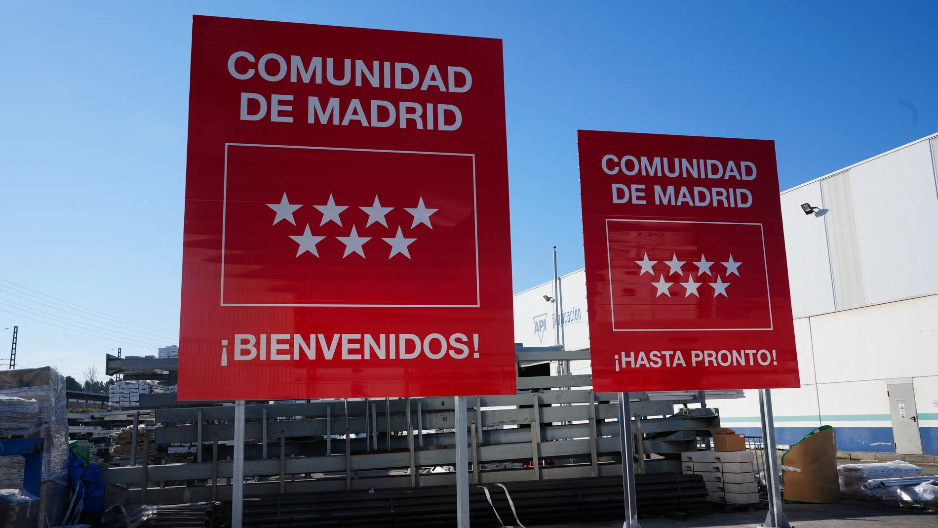 Madrid renueva la imagen de las señales de bienvenida: esto es lo que se verá al entrar en la Comunidad