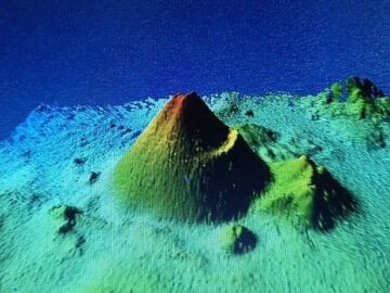 Volc&aacute;n de Enmedio