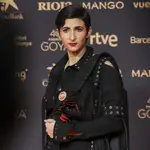 El look de Alba Flores en los Goya 2026.
