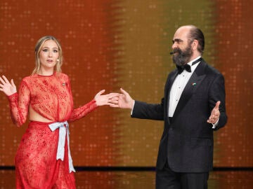 Rigoberta Bandini y Luis Tosar en los Premios Goya 2026.