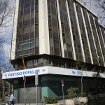 El PP propone diez medidas urgentes para paliar el "deterioro" que el Gobierno produce en la clase media