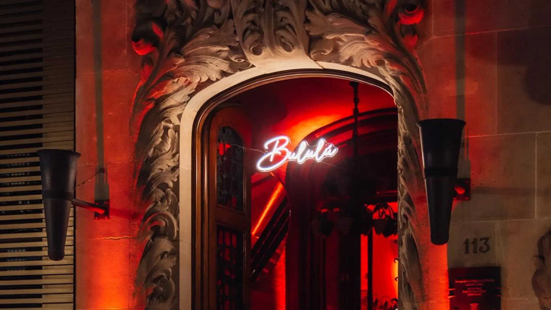 Cinema Mansion by Bululú.