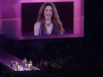 Mexico Shakira Colombian pop star Shakira gives a free concert at the Zocalo in Mexico City, Sunday, March 1, 2026. (AP Photo/Marco Ugarte)