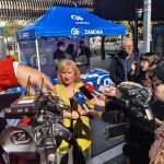 La candidata del PP por Zamora, Leticia Garc&iacute;a, explica a los medios las medidas para j&oacute;venes