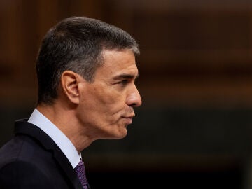 La prensa internacional cuestiona la "supervivencia de S&aacute;nchez" en Moncloa