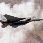 Un caza F-15 en una foto de archivo