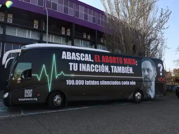Autobús de Hazte Oír para la campaña de Castilla y León Autobús de Hazte Oír para la campaña de Castilla y León