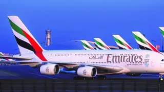 Economía.- Emirates y Flydubai retomarán "un número limitado de vuelos" a partir de la tarde de este lunes Economía.- Emirates y Flydubai retomarán "un número limitado de vuelos" a partir de la tarde de este lunes