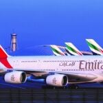 Econom&iacute;a.- Emirates y Flydubai retomar&aacute;n "un n&uacute;mero limitado de vuelos" a partir de la tarde de este lunes