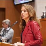 El PP obtiene la presidencia de las Cortes ante la retirada de Vox y Mar&iacute;a Navarro ser&aacute; la presidenta 