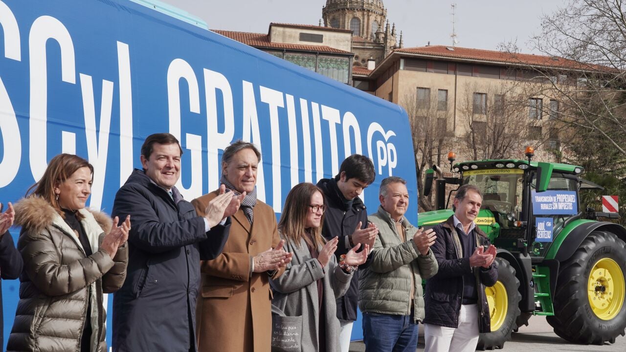 15-M: Mañueco se centra en los más mayores para dotarles de más autonomía y mayor calidad de vida