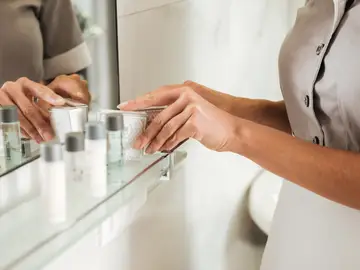 Adiós a llevarse las botellitas de gel y champú de los hoteles: hay algo que está a punto de cambiar Adiós a llevarse las botellitas de gel y champú de los hoteles: hay algo que está a punto de cambiar