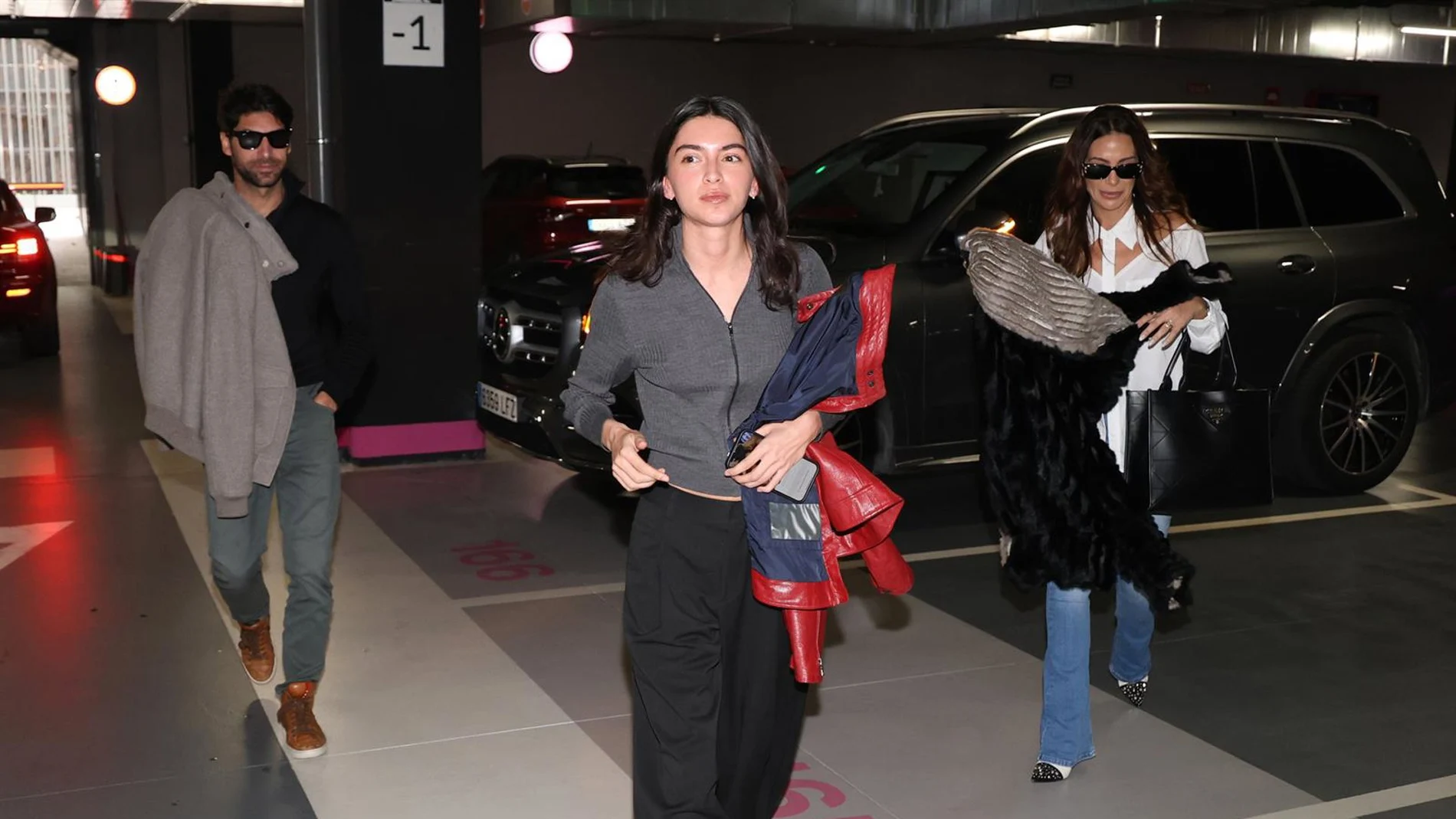 Tamara Gorro y Lucía Rivera, unidas por Cayetano Rivera: la imagen más familiar de la pareja