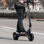 Evita sustos con la polic&iacute;a municipal y la DGT con este patinete: derrocha potencia y est&aacute; homologado en Espa&ntilde;a