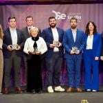 Foto de familia en la entrega de los premios INPRO de la Diputaci&oacute;n de Sevilla.