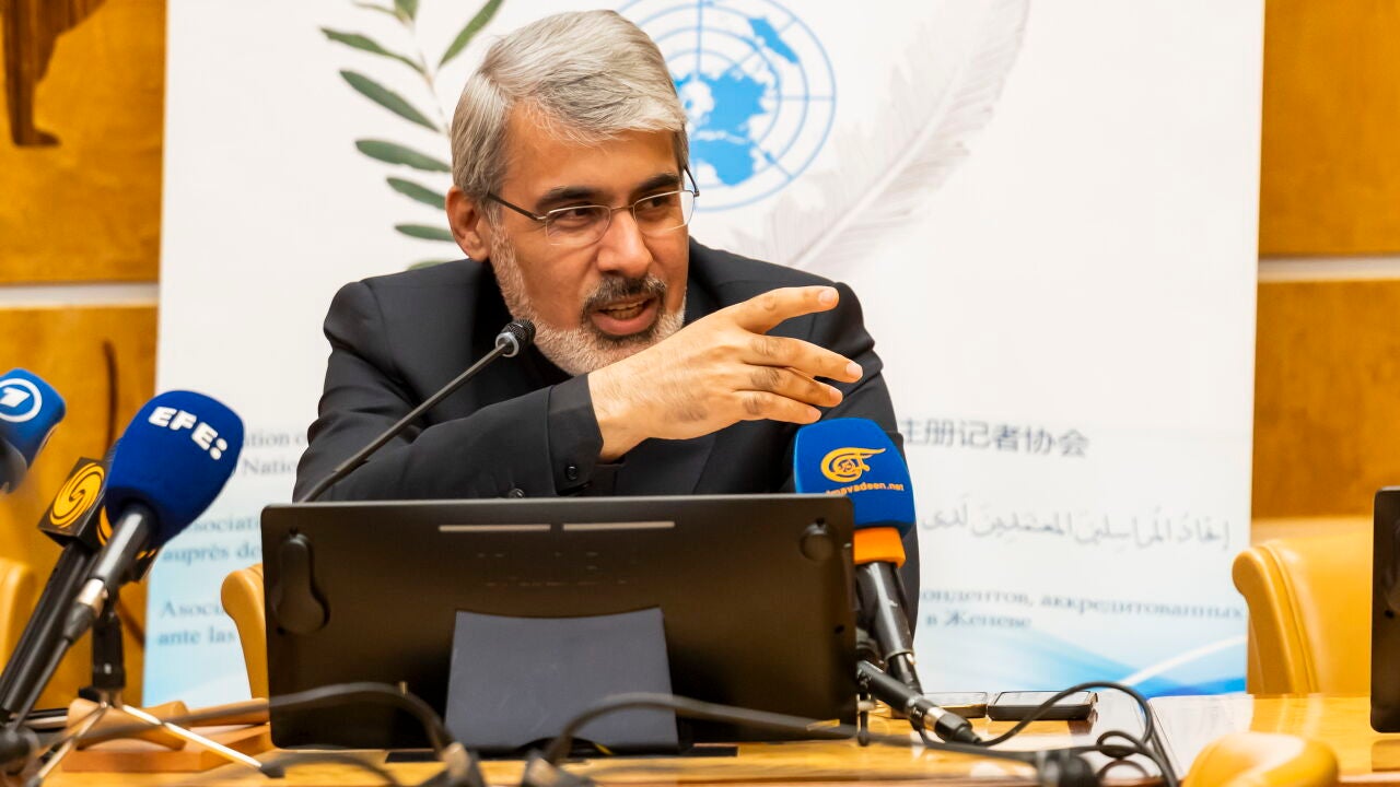 Irán dice que no negociará, pero condiciona su postura a que cesen los ataques