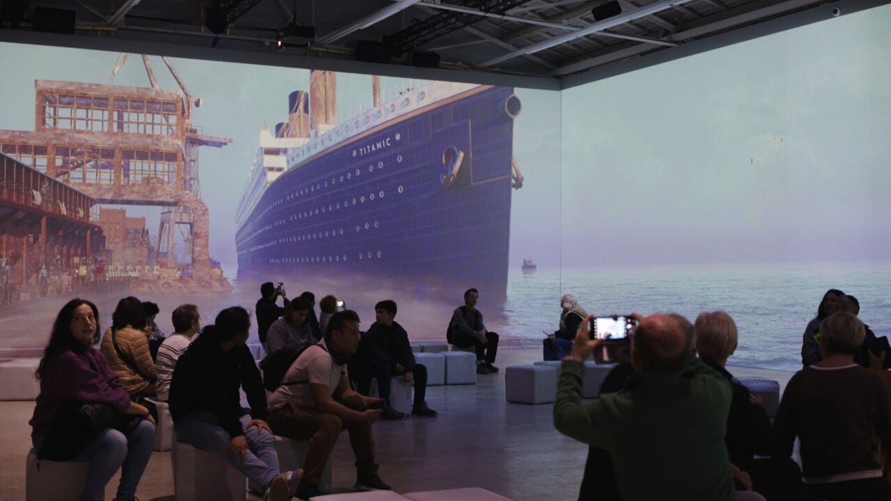 La última melodía del Titanic suena en Valencia (y se puede recrear la última imagen de Jack y Rose en la proa)