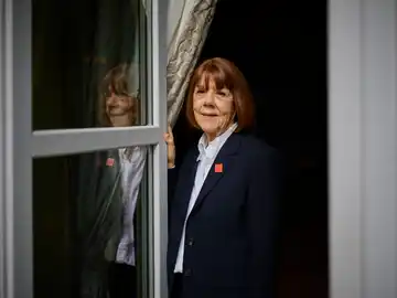 La francesa Gisèle Pelicot, convertida en icono feminista global tras ser víctima de violencia sexual en la pr La francesa Gisèle Pelicot, convertida en icono feminista global tras ser víctima de violencia sexual en la presentación de su libro en Madrid. © Alberto R. Roldán / Diario La Razón. 03 03 2026