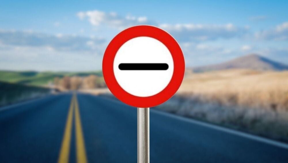 Señal de tráfico R25