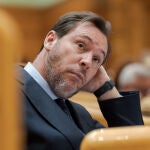 &Oacute;scar Puente la l&iacute;a en redes al recordar un acto de Abascal de hace diez a&ntilde;os: "No sabes qu&eacute; est&aacute;s publicitando"