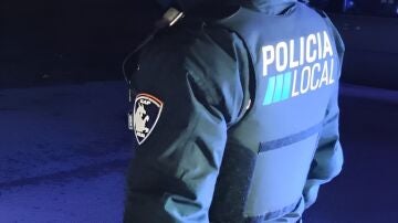 Sucesos.- La Polic&iacute;a Local disuelve carreras ilegales de coches en los pol&iacute;gonos de Can Valero y Son Rossinyol