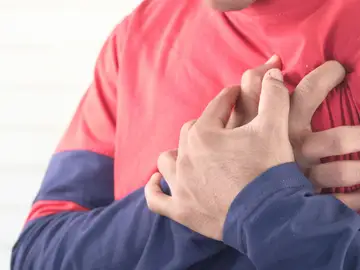 ¿Qué pasa si sufres un infarto estando solo en casa? Medidas de emergencia en 15 segundos que podrían salvarte la vida ¿Qué pasa si sufres un infarto estando solo en casa? Medidas de emergencia en 15 segundos que podrían salvarte la vida